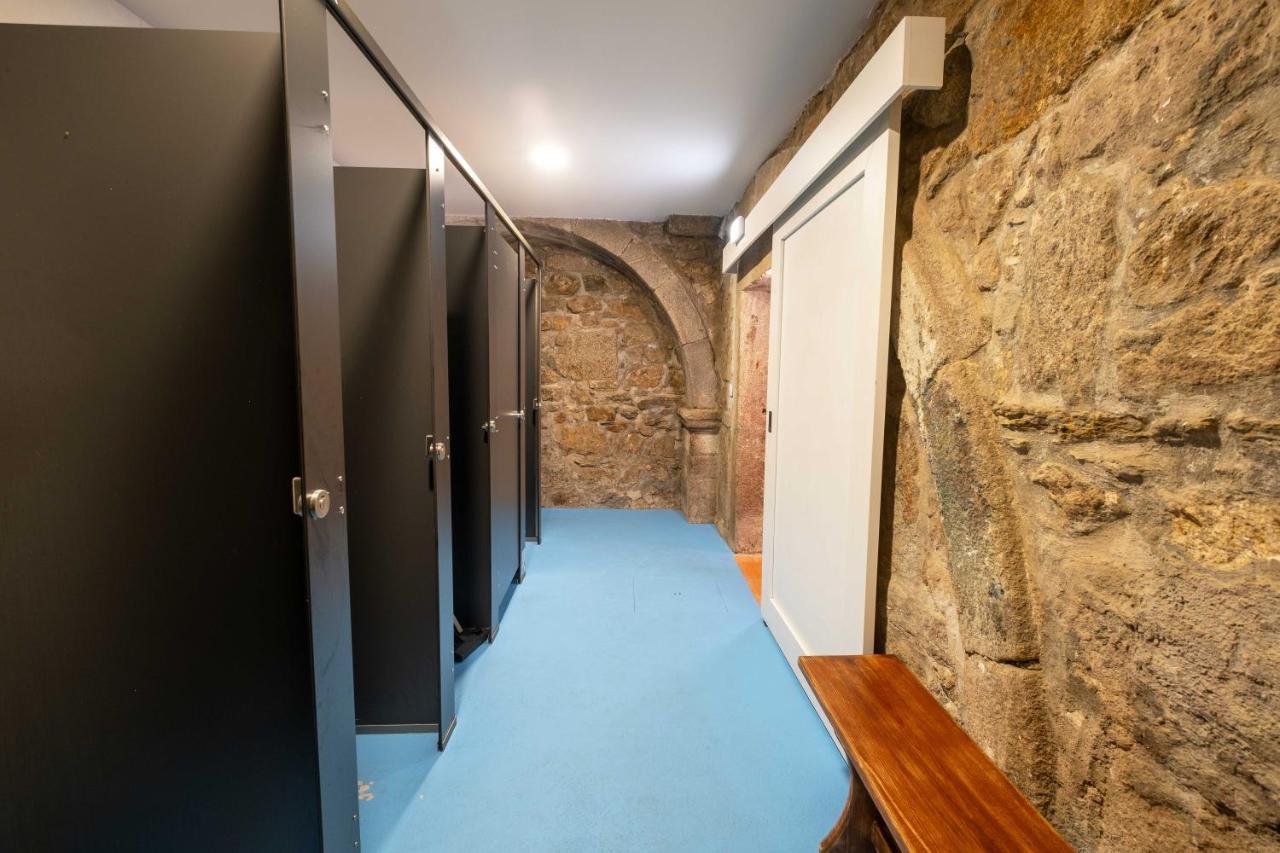 Albergue Santiago De 卡米尼亚 外观 照片