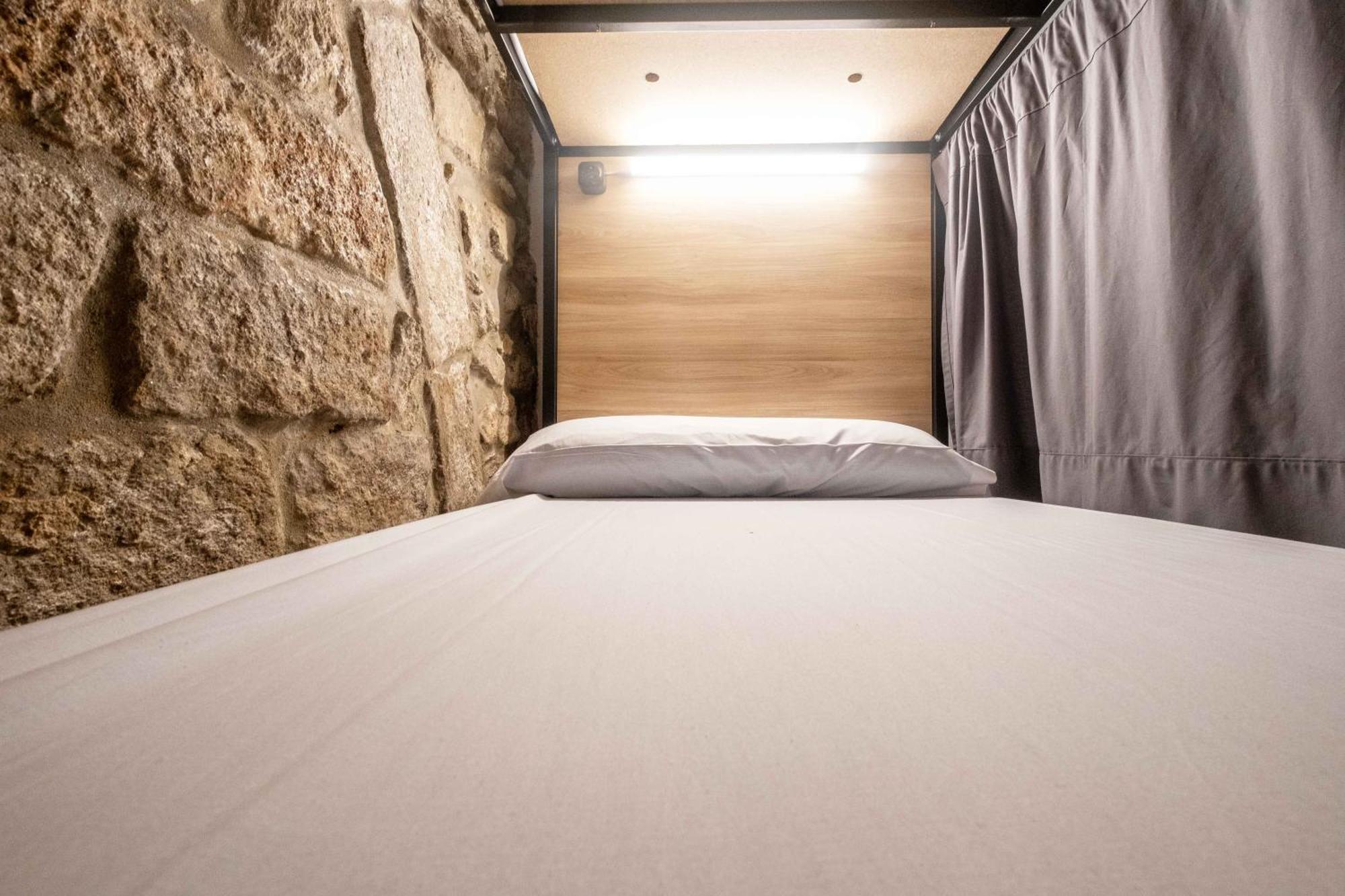 Albergue Santiago De 卡米尼亚 外观 照片