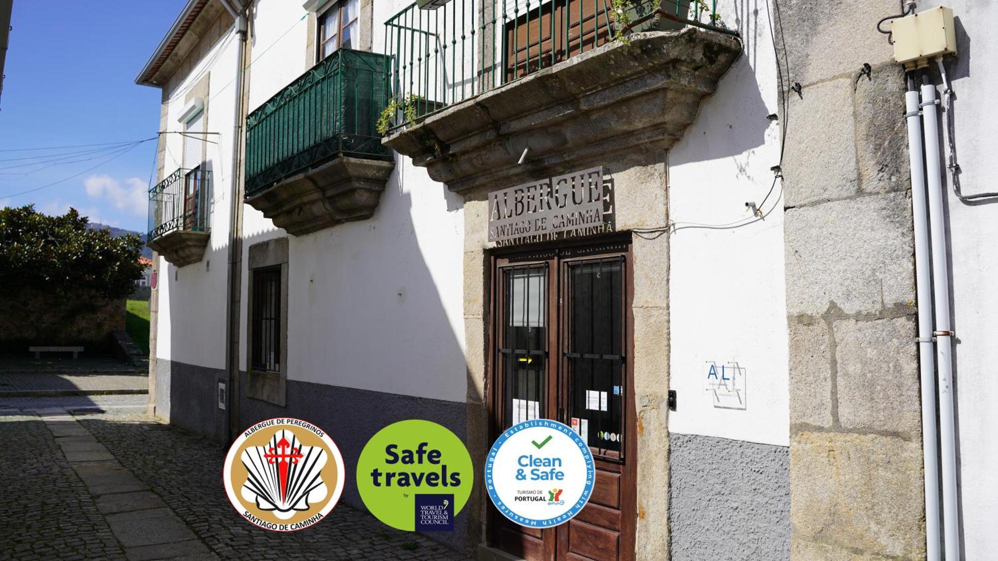 Albergue Santiago De 卡米尼亚 外观 照片